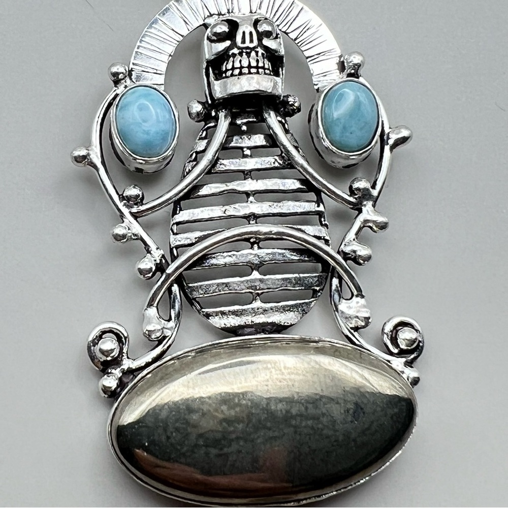 New Unique Large Skull Apache Pyrite Larimar Ston… - image 2